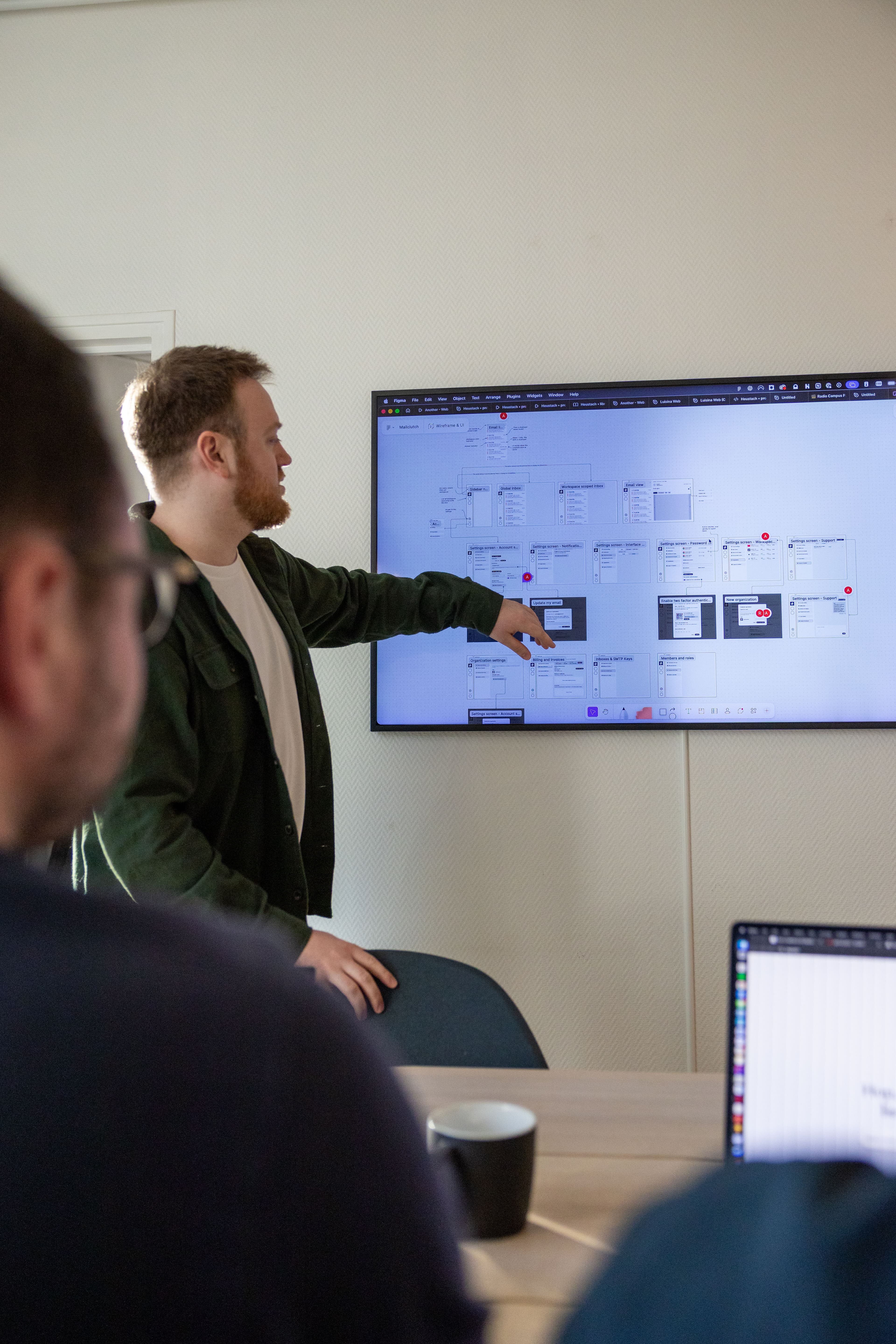 Nous accompagnons la progression de vos collaborateurs dans la durée.